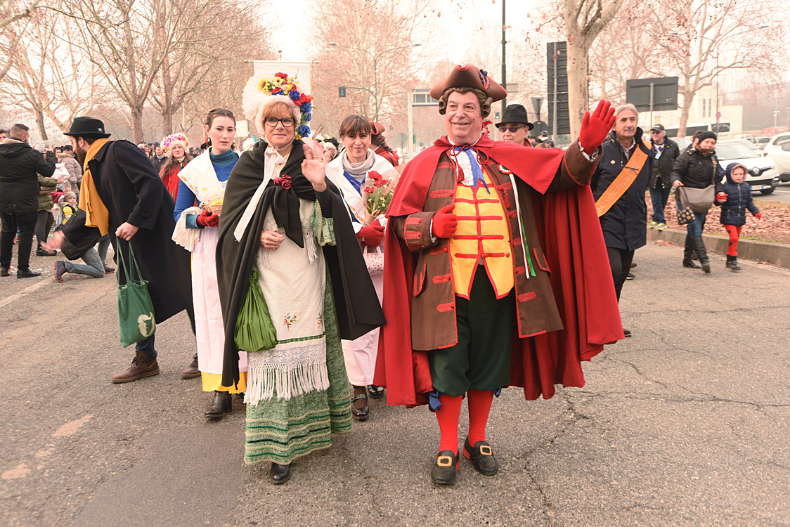 Sfilata carri Carnevale di Torino_023.jpg